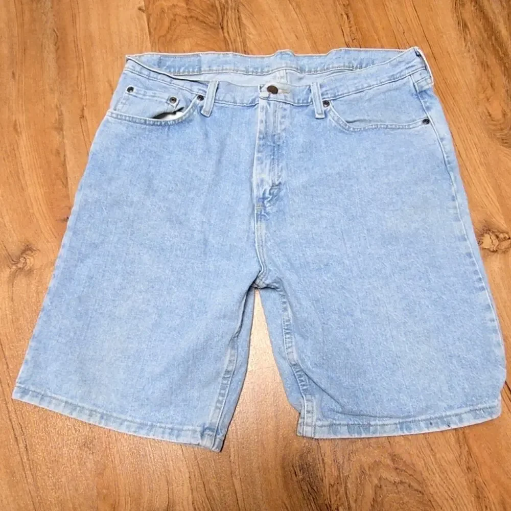 Wrangler Mens Denim Shorts Light Wash Casual Relaxed Fit Blue 37